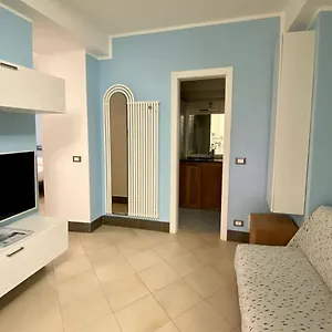 la-casetta-di-monterosso.hotelitalianriviera.com/