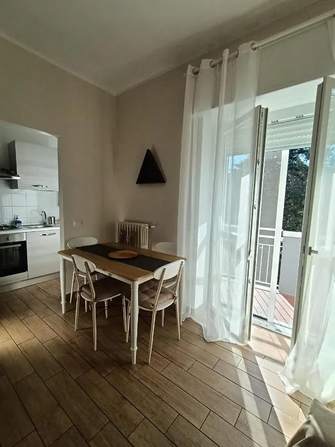 Casa Darla Apartman Cesano Boscone Olaszország